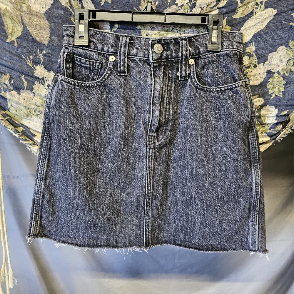 Madewell | Black Denim Skirt with Raw Hem size 23